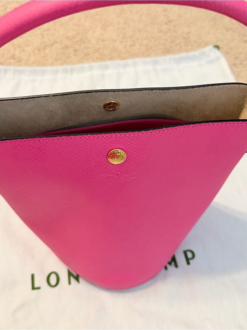 Longchamp Épure Leather Bucket Bag - Picture 6 of 6